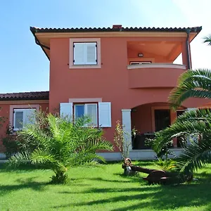  Apartment Ancora